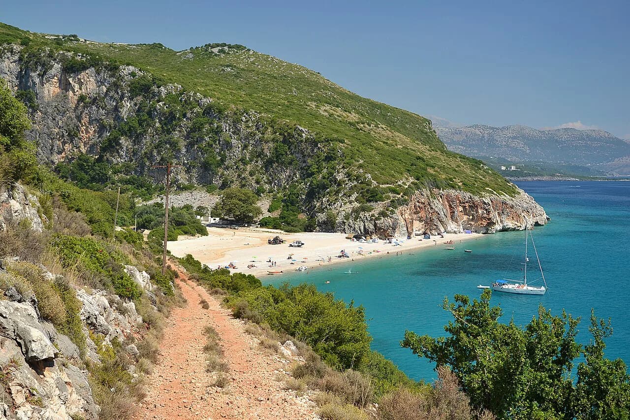 Albania Map: Decide Regions, Towns and Routes