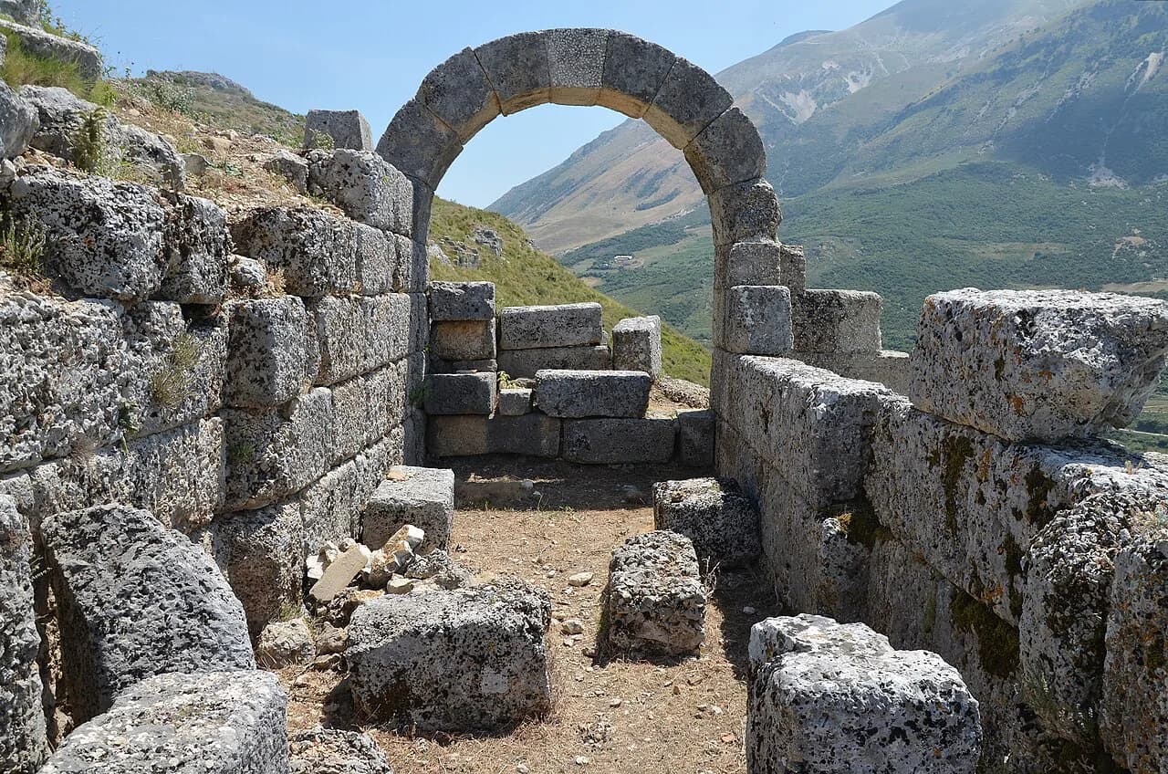 Amantia, Albania: Visiting the Illyrian Hilltop Site Near Ploçë