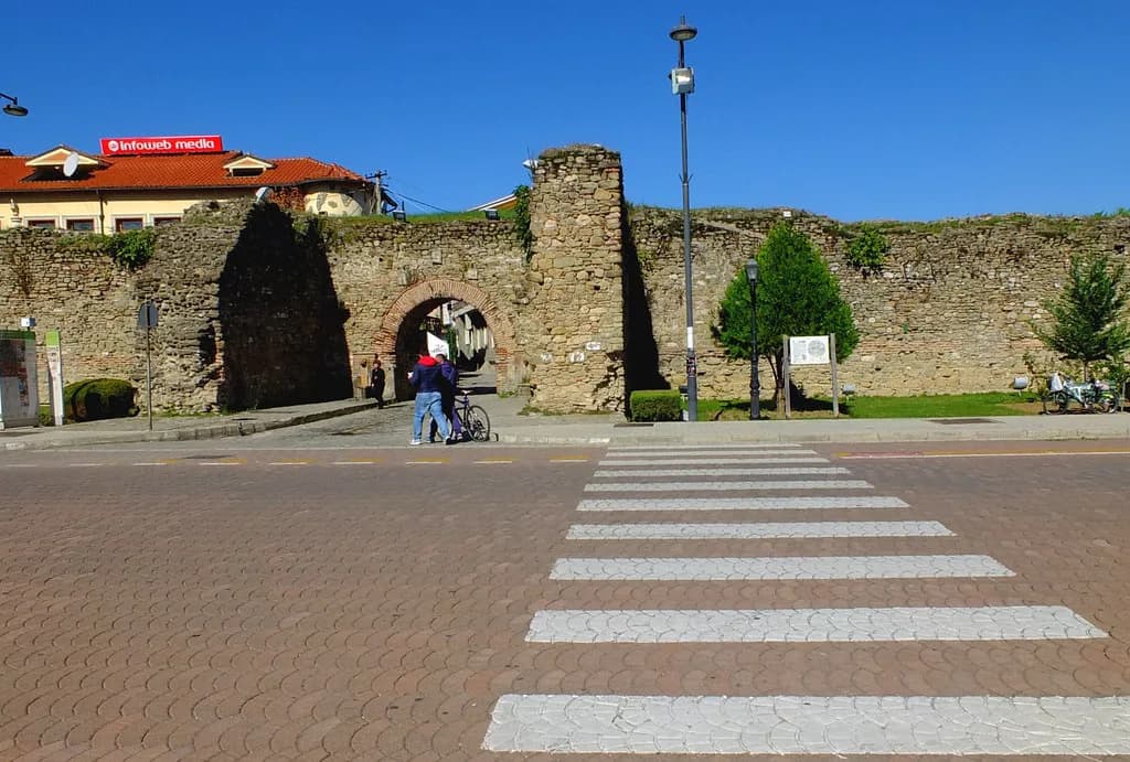 Elbasan Castle: what to see and how to visit