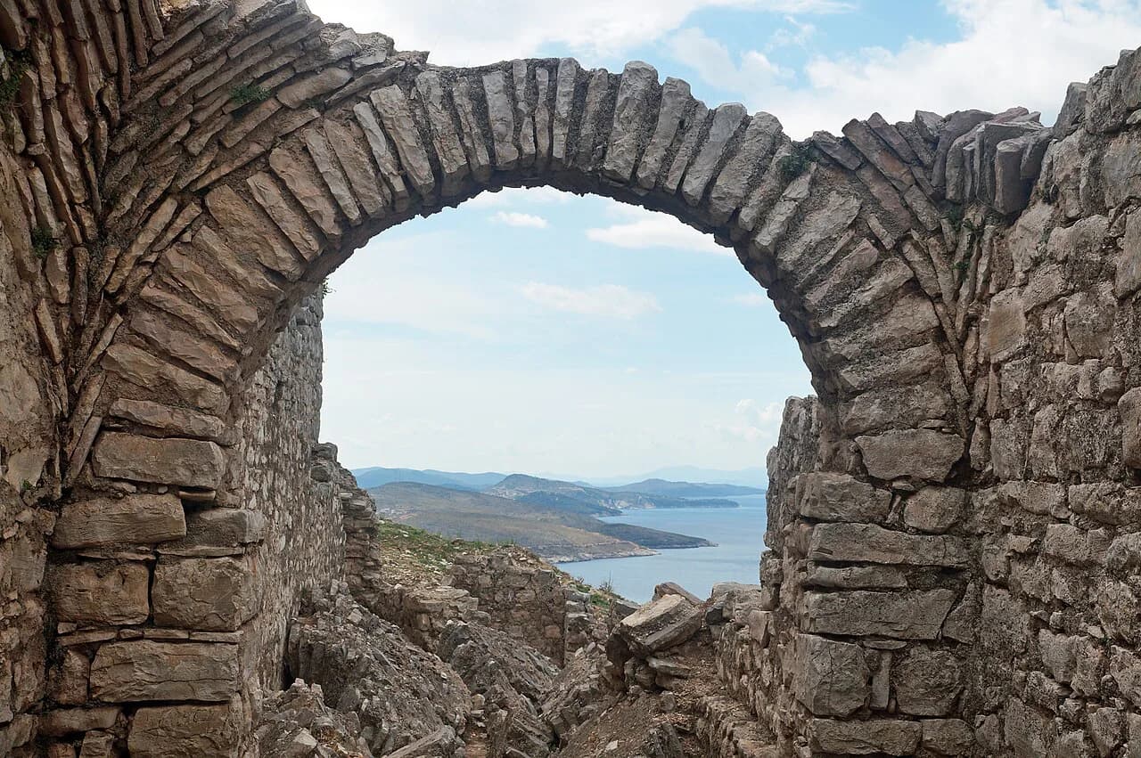 Monastery of 40 Saints, Saranda: Visiting the Hilltop Ruins