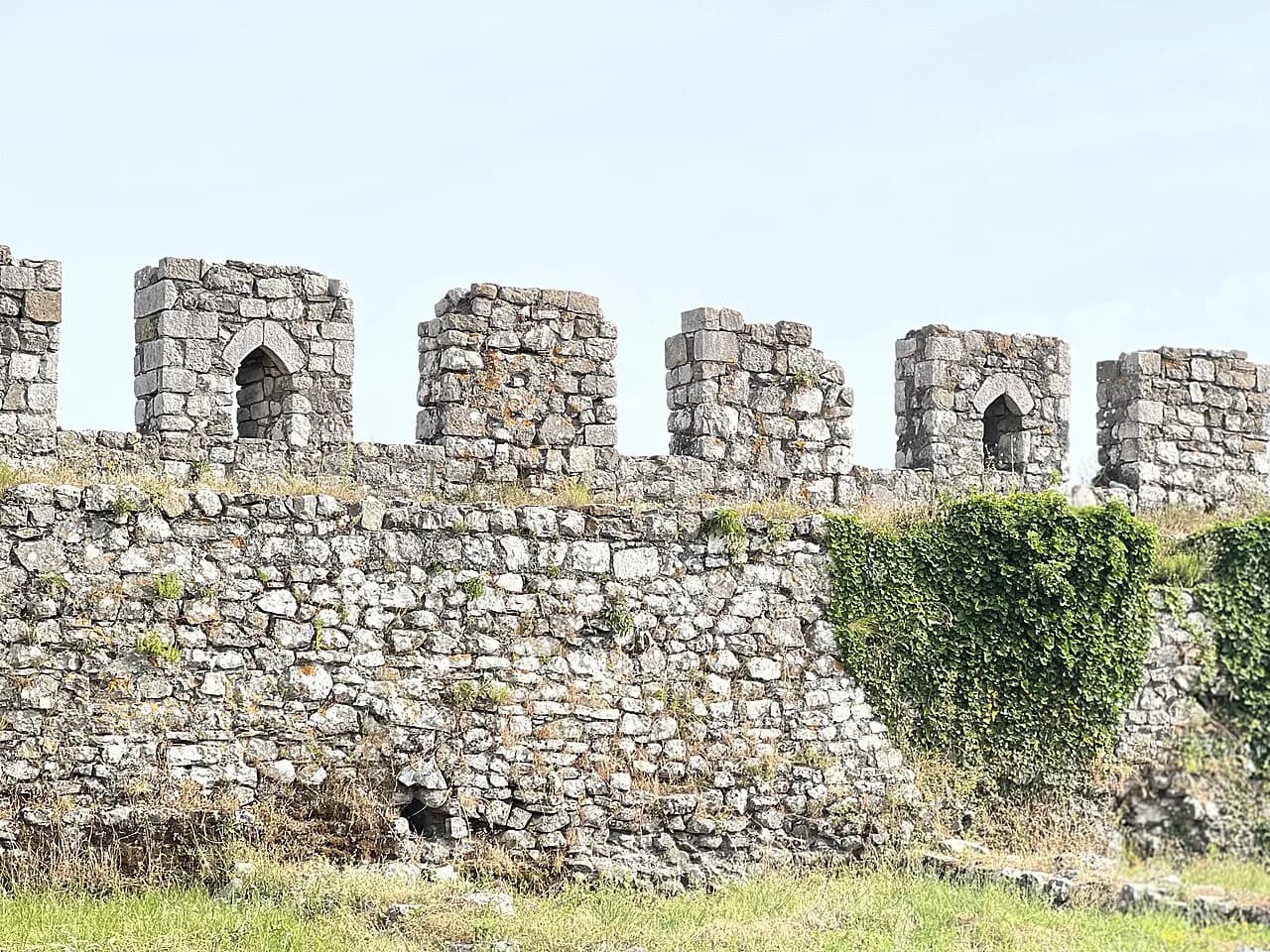Planning Shkodër sightseeing: castle views and a river bridge
