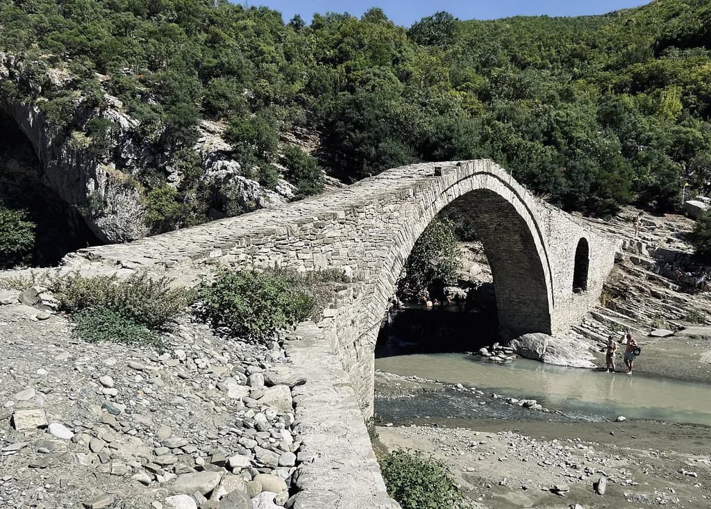 Kadiut Bridge, Bënjë: How to Visit from Përmet