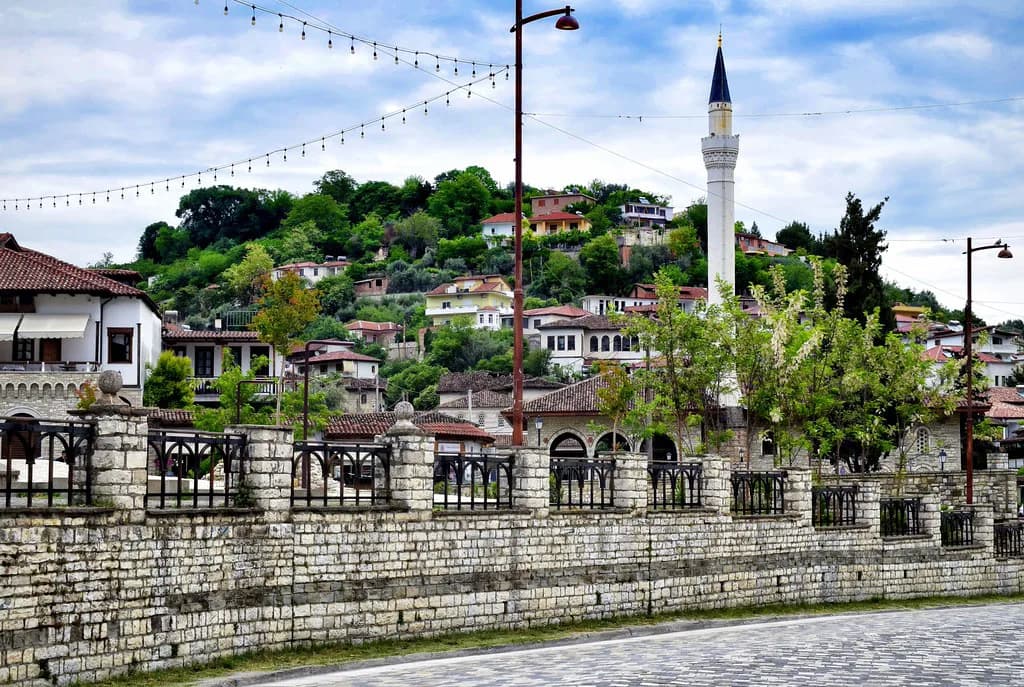Berat Mosques: Decide Which to Visit and Etiquette