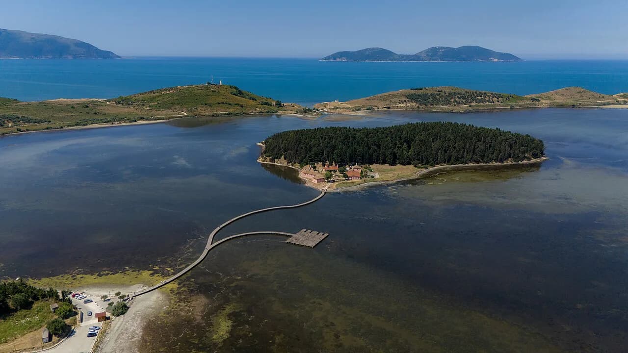 Narta Lagoon: Flamingos, Zvërnec Island and How to Visit
