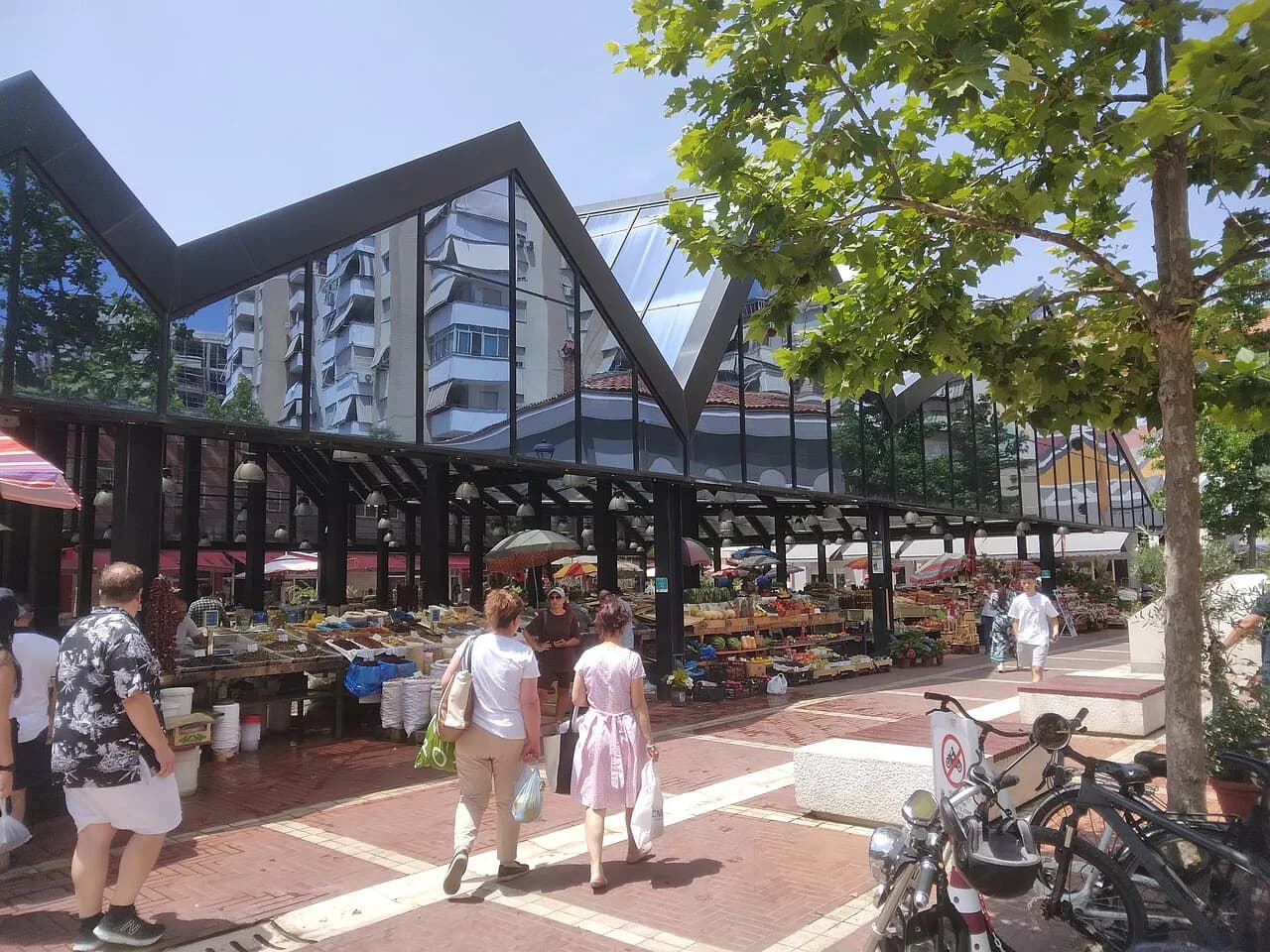 New Bazaar, Tirana: Pazari i Ri Neighbourhood Guide