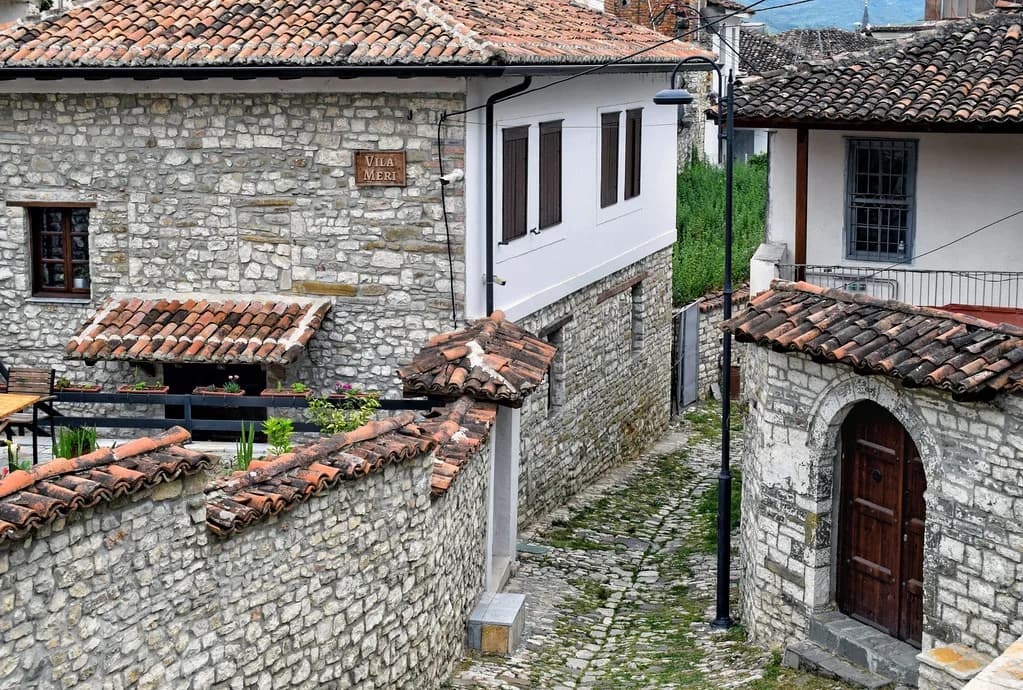 Berat Old Town: Streets, Quarters and the Castle Walk