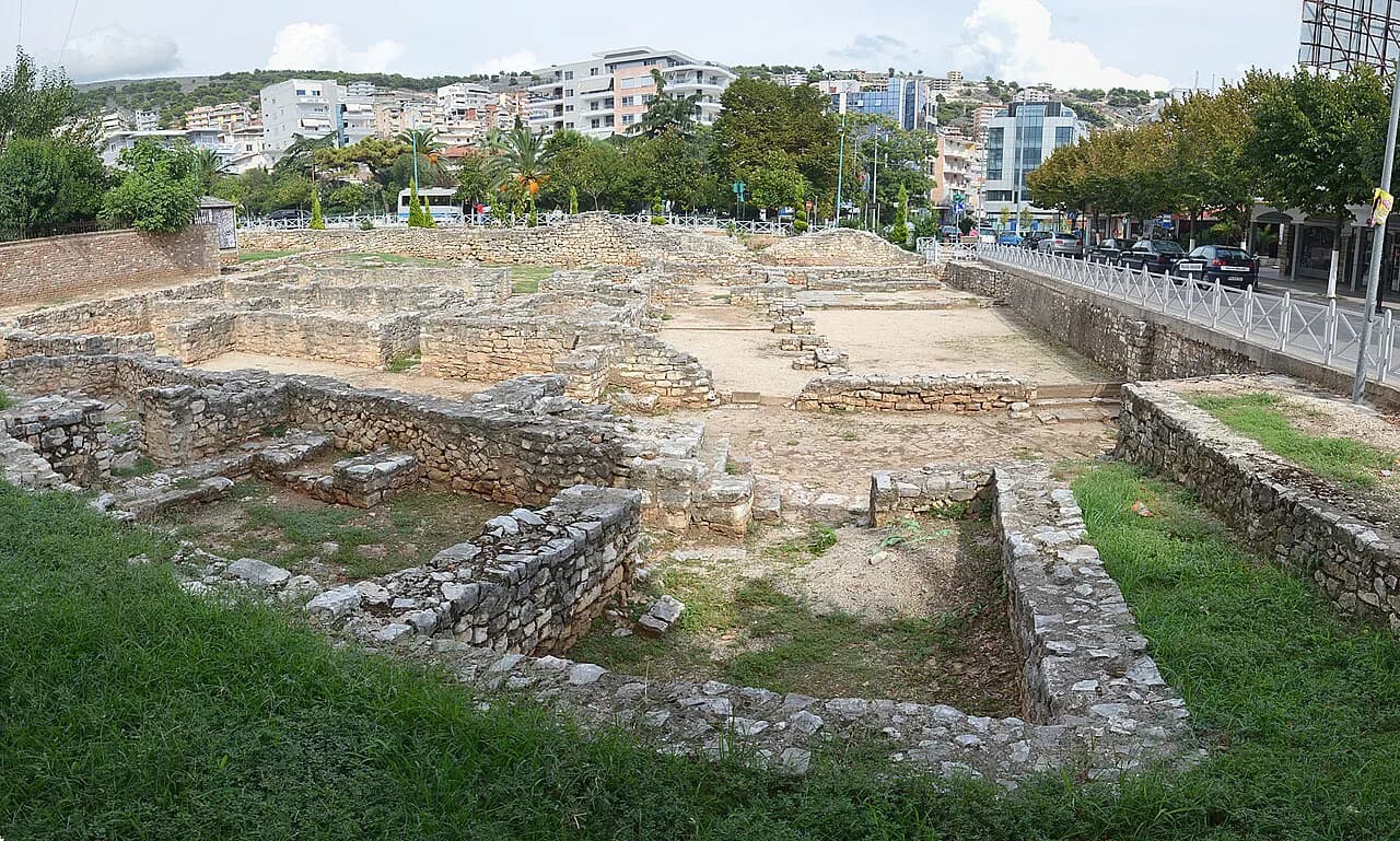 Saranda Old Town: What to See and How Long to Allow