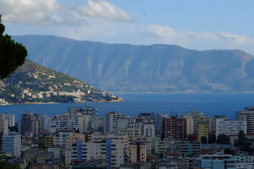 Vlorë Walking Tour: A Self-Guided Route Through the Old Town