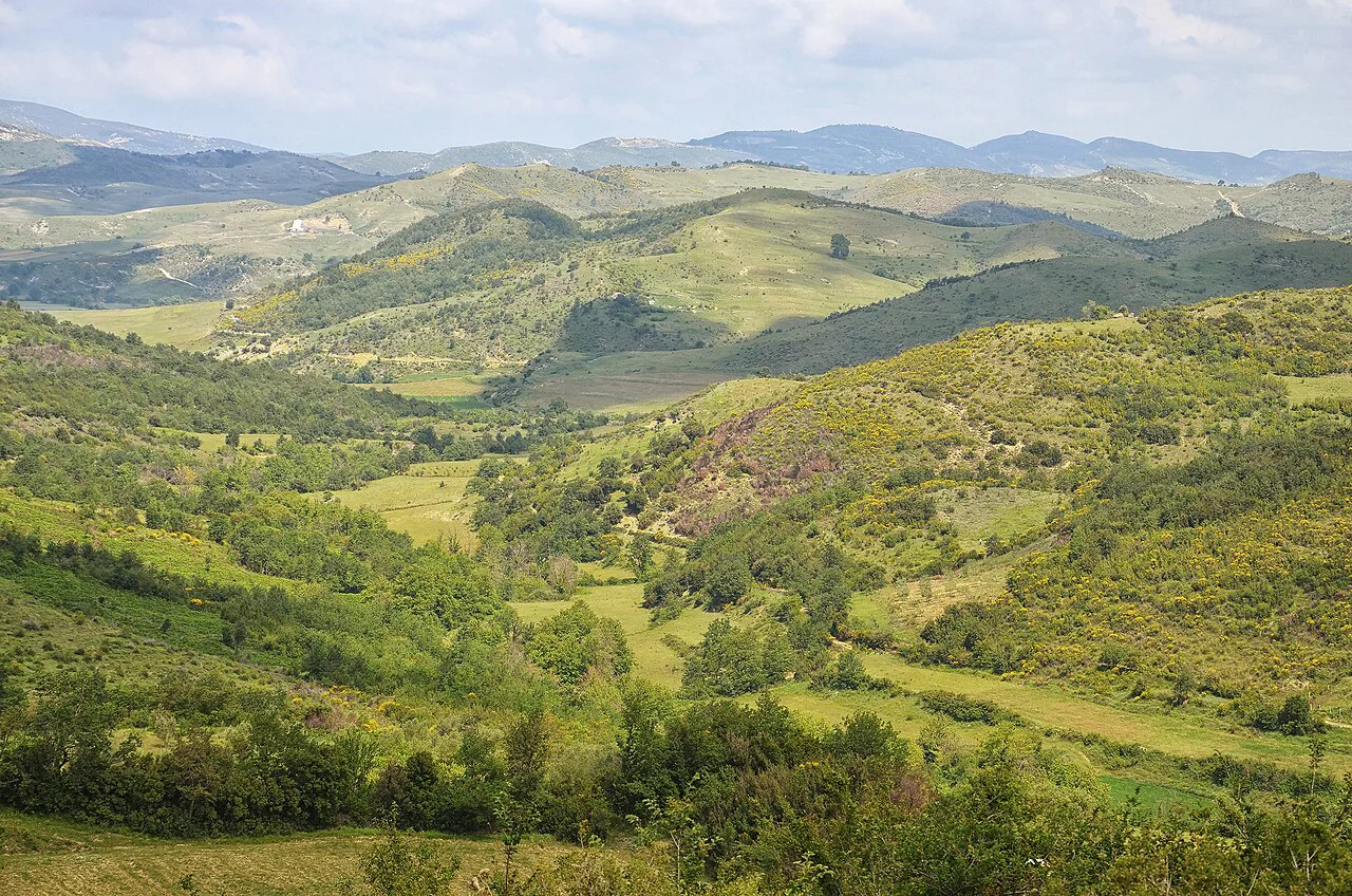 Green rolling hills around Vajzë, near Selenicë.