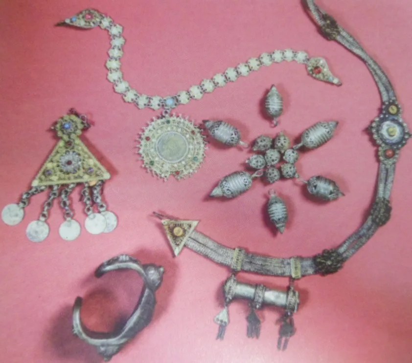 Albanian silver filigree jewellery from the 19th and 20th centuries.