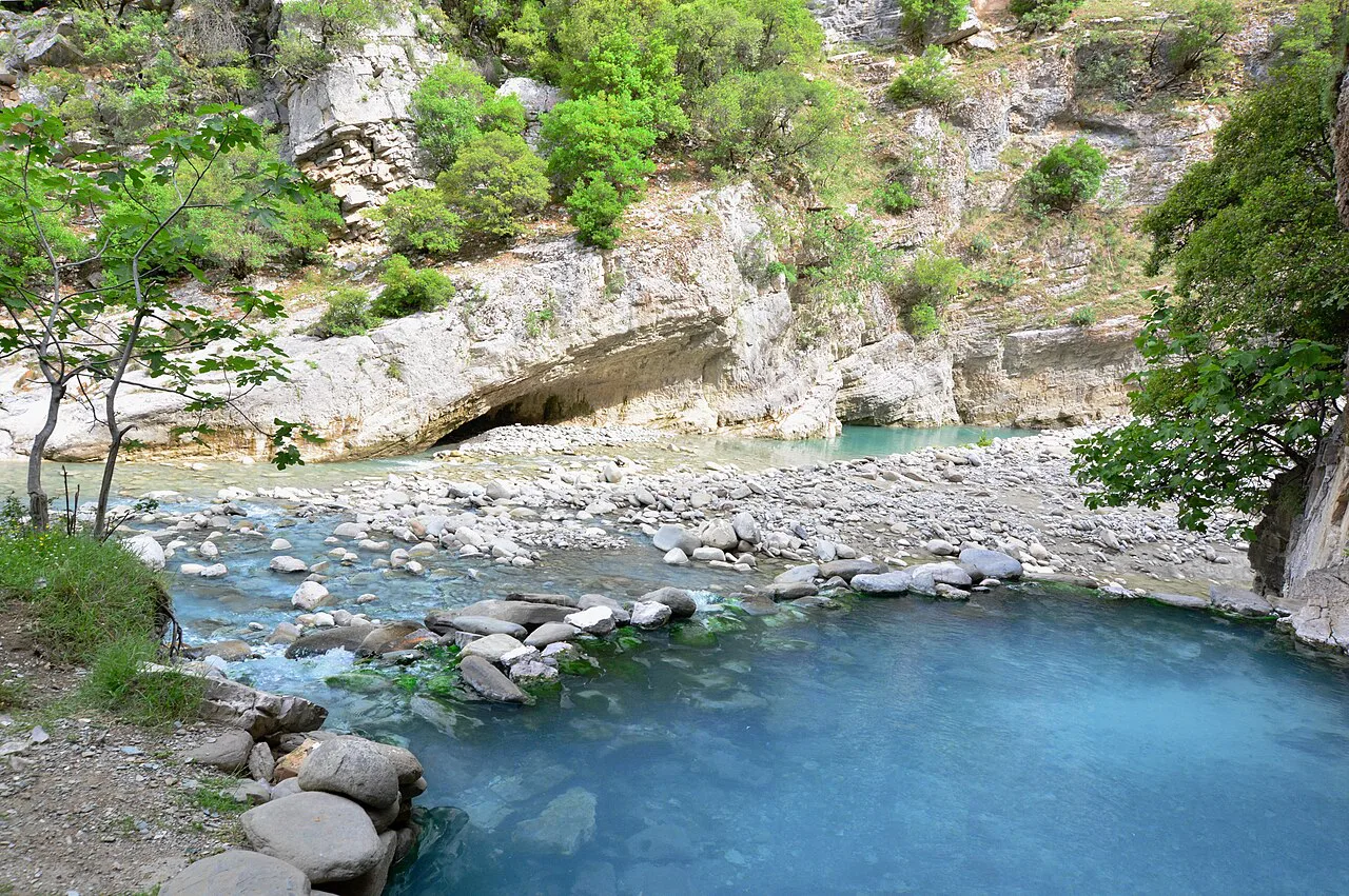 One of the thermal springs along the Lengarica gorge at Bënjë.