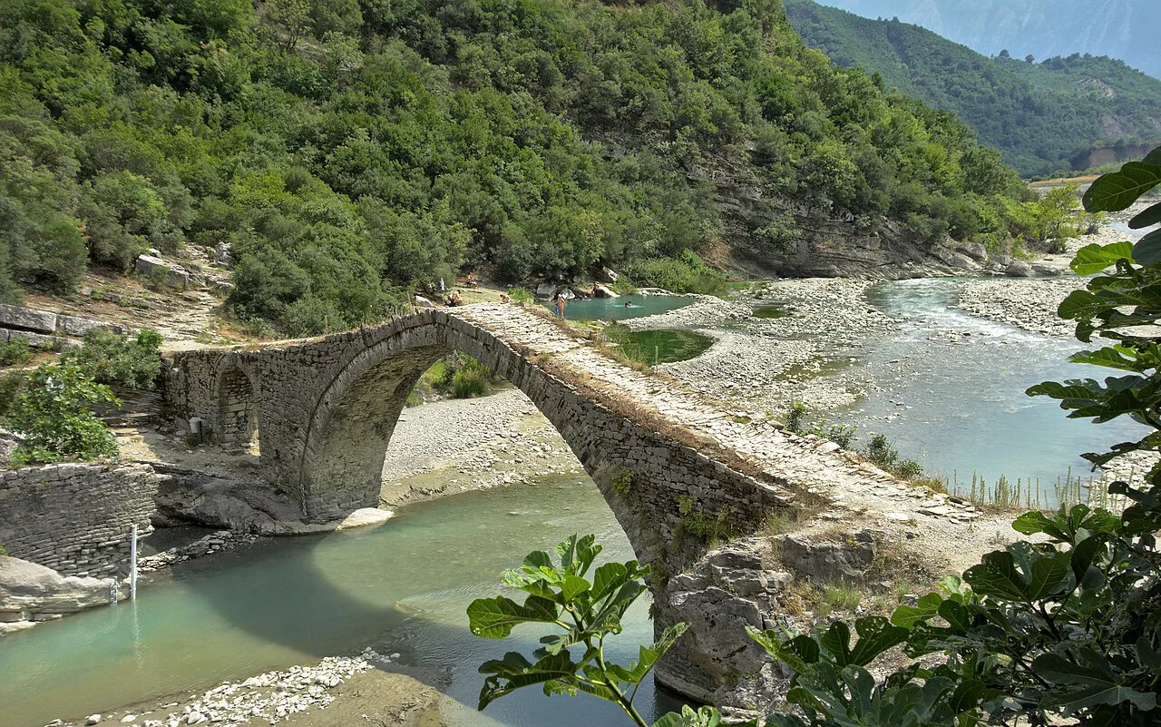 The Lengarica river and Ura e Kadiut at the Benja thermal baths.