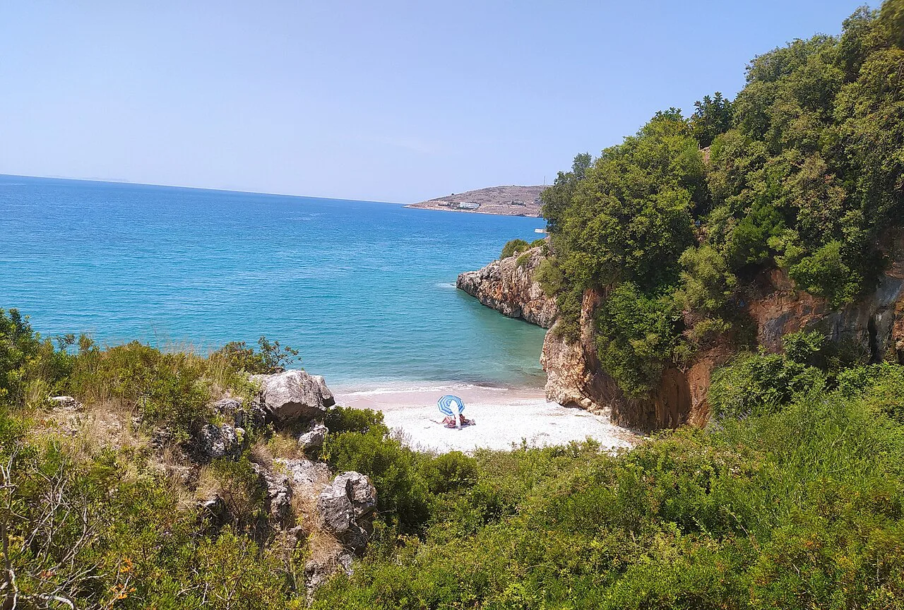 An isolated cove beach near Qeparo.