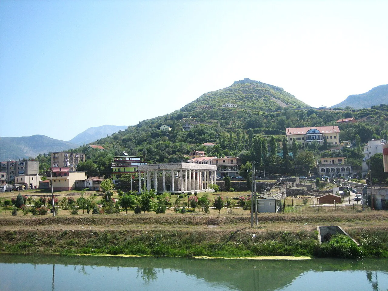 The Skanderbeg Mausoleum and Lezhë Castle seen across the Drin River.