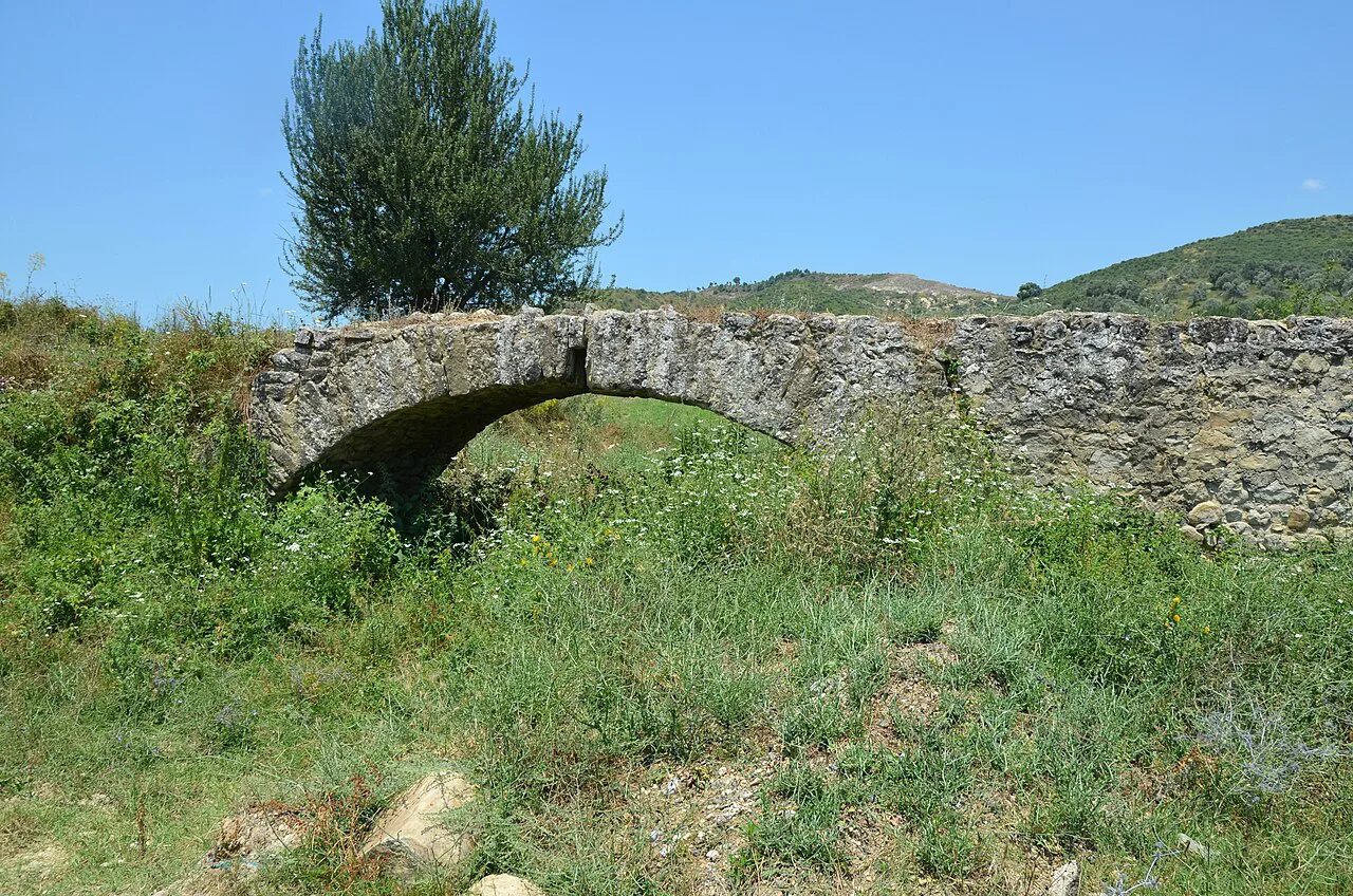 An old stone arch on the Via Egnatia near Peqin.